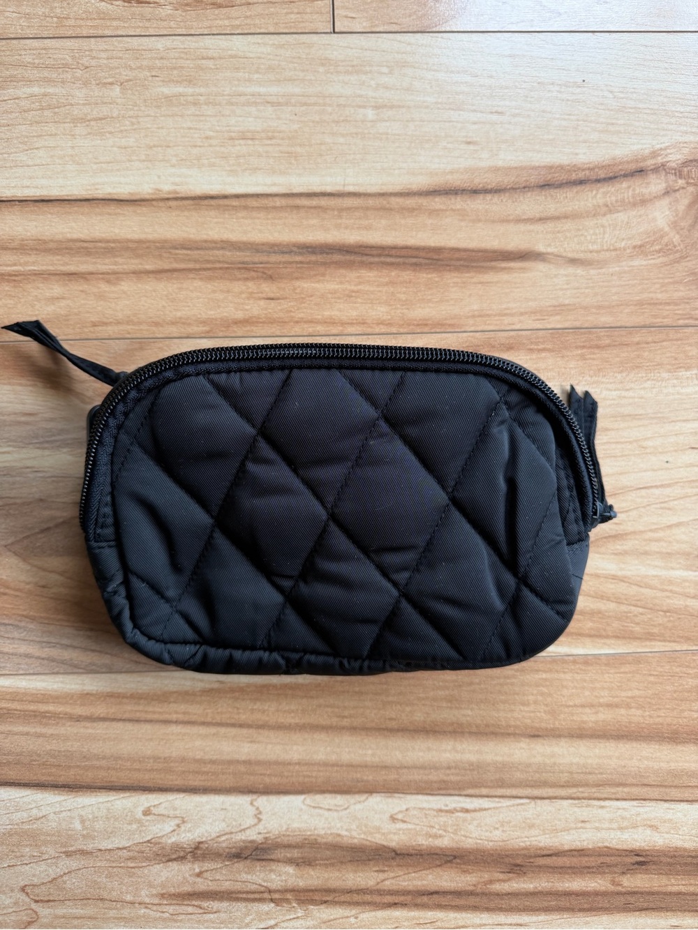 New Vera Bradley Black Featherweight Woodward Belt Bag